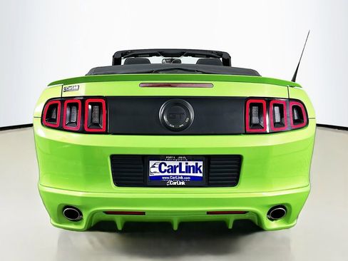 Used 2014 Ford Mustang GT RWD image 7