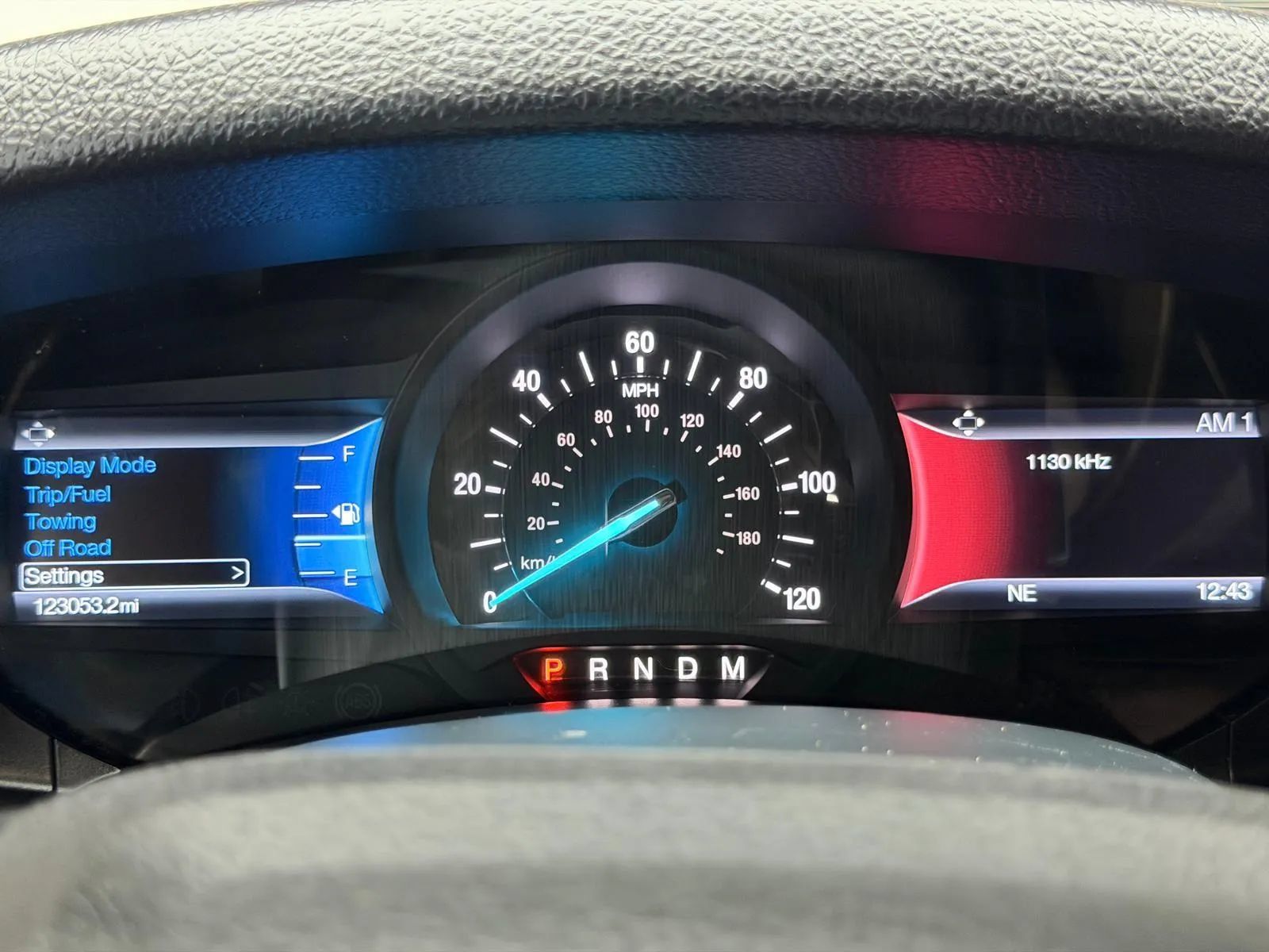 Used 2017 Ford Expedition XLT w/ Equipment Group 202A RWD image 40