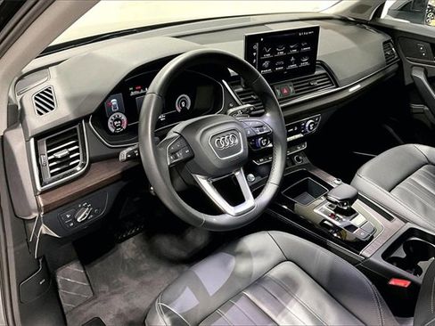 Used 2023 Audi Q5 2.0T Premium Plus w/ Premium Plus Package image 12