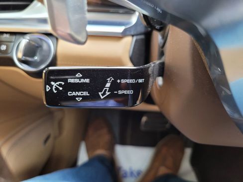 Used 2017 Porsche Panamera Turbo image 33