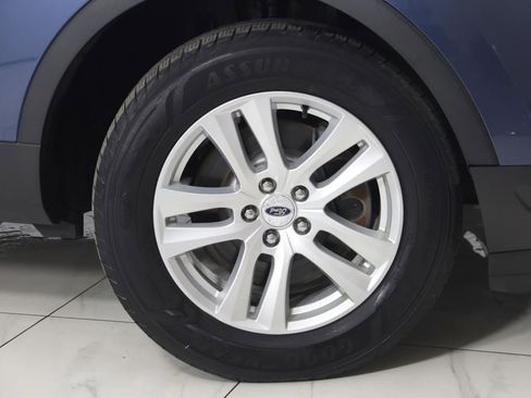 Used 2018 Ford Explorer XLT w/ Equipment Group 202A image 15