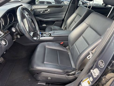Used 2016 Mercedes-Benz E 350 Sedan image 7