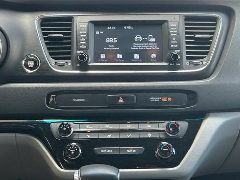 Used 2019 Kia Sedona EX FWD image 14