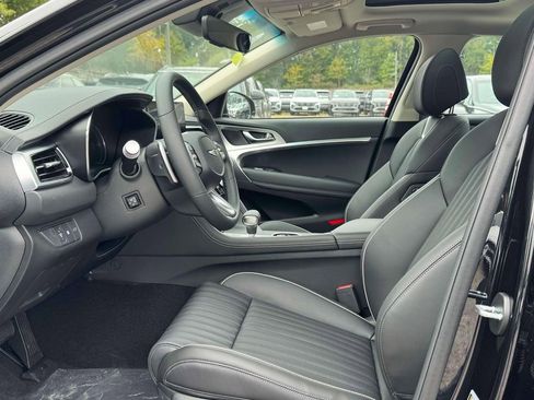 New 2026 Genesis G70 2.5T Prestige AWD/4WD image 13