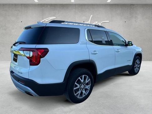 Used 2021 GMC Acadia SLT w/ Technology Package FWD image 16