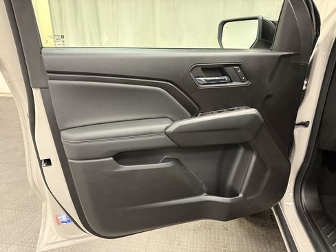 New 2026 GMC Canyon Elevation w/ Convenience Package image 25