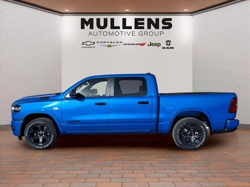 New 2026 RAM 1500 4x4 Crew Cab image 8