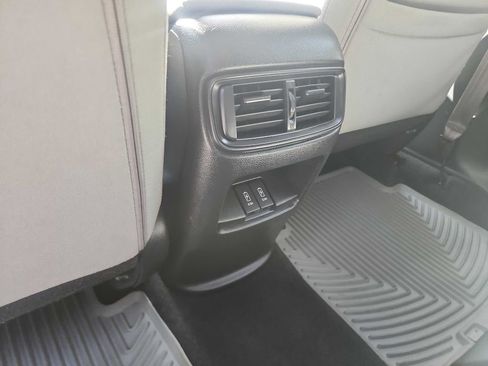Used 2018 Honda CR-V EX image 28