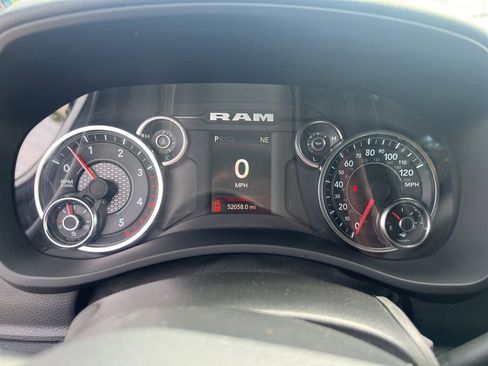 Used 2024 RAM 2500 Big Horn AWD/4WD image 7
