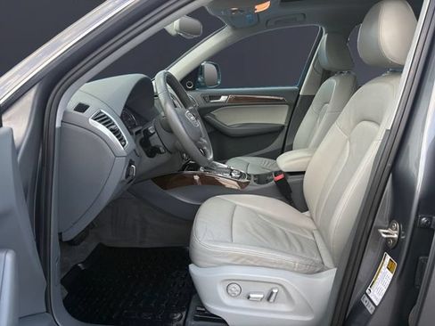 Used 2016 Audi Q5 2.0T Premium Plus w/ Technology Package AWD/4WD image 9