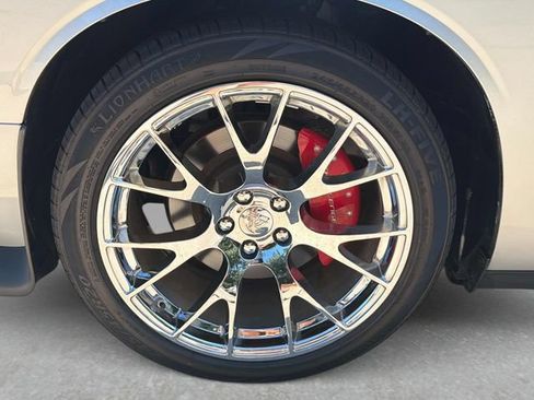 Used 2022 Dodge Challenger R/T RWD image 12