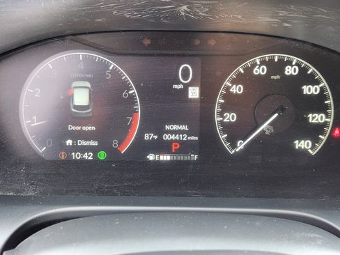 Certified 2026 Honda HR-V LX image 10