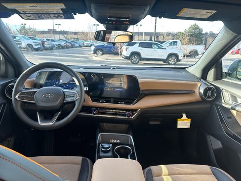 New 2026 Chevrolet Equinox ACTIV w/ Convenience Package III image 36