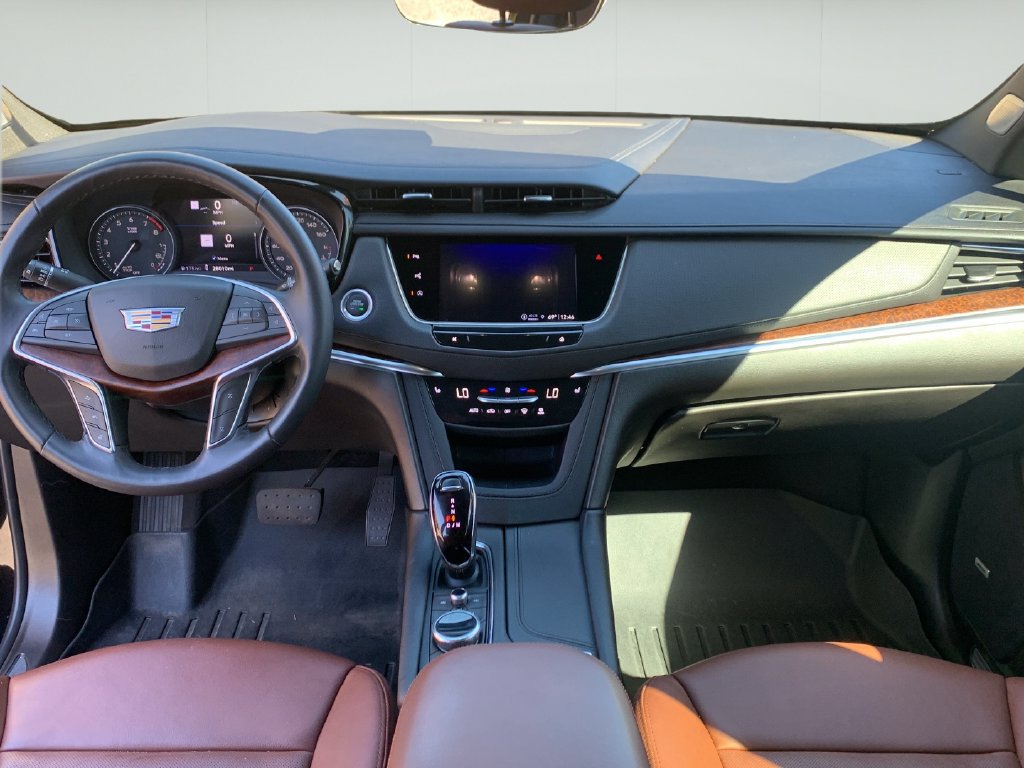 Used 2024 Cadillac XT5 Premium Luxury w/ Technology Package FWD image 20