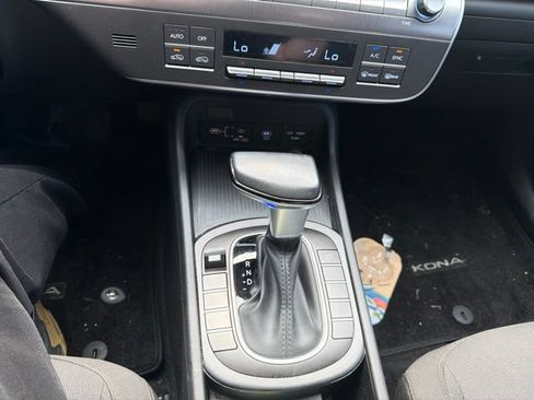 Certified 2024 Hyundai Kona SEL FWD image 19