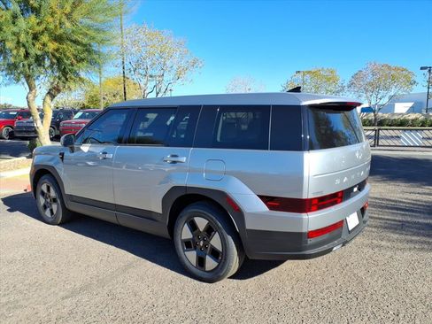 Used 2026 Hyundai Santa Fe SE FWD image 4