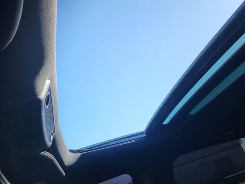 Used 2017 Ford F150 Raptor w/ Equipment Group 802A Luxury image 27