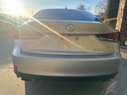 Used 2017 Lexus IS 200t RWD image 4