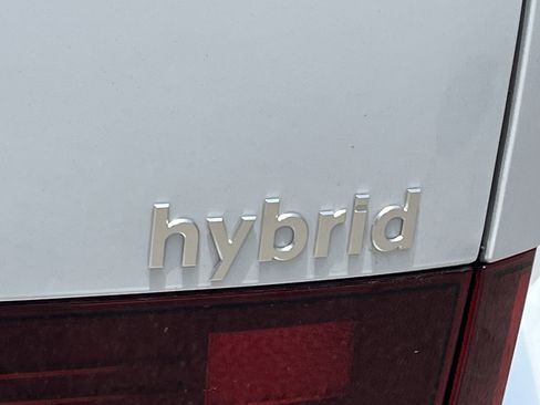 Used 2025 Hyundai Santa Fe Limited FWD image 26