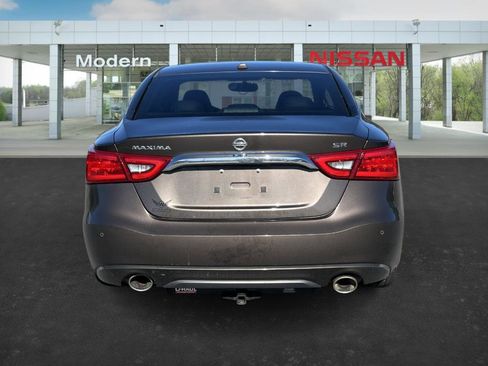 Used 2016 Nissan Maxima SR image 4