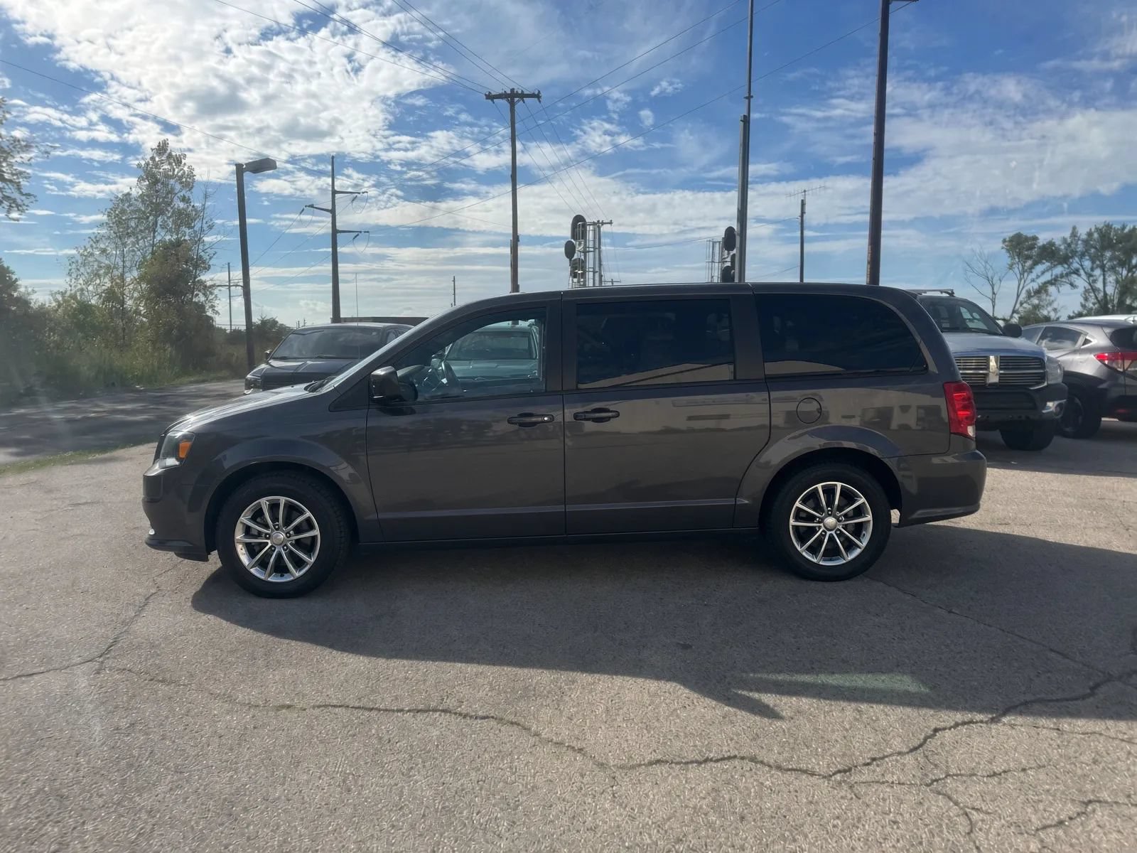 Used 2018 Dodge Grand Caravan SE FWD image 7