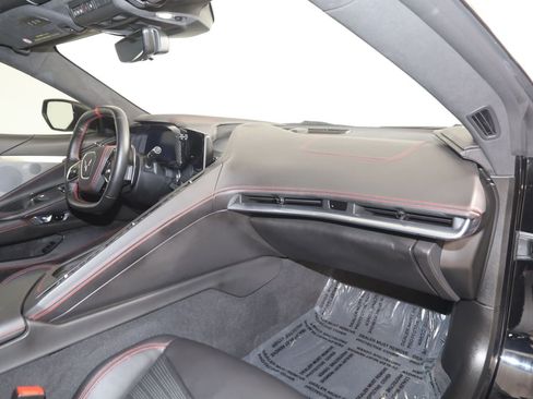 Used 2021 Chevrolet Corvette Stingray Premium Cpe w/ Z51 Performance Package RWD image 61