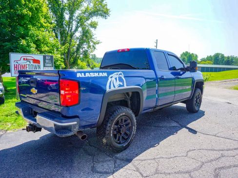 Used 2017 Chevrolet Silverado 2500 LT AWD/4WD image 3