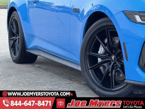 Used 2024 Ford Mustang GT Premium image 12
