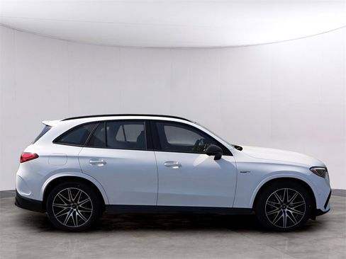 Certified 2025 Mercedes-Benz GLC 43 AMG 4MATIC image 11