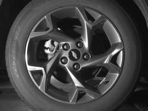 Used 2025 Chevrolet Trax LT w/ LT Convenience Package image 15