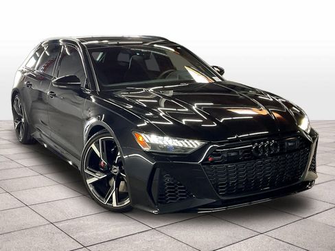 Used 2022 Audi RS 6 w/ Executive Package image 2