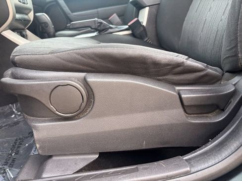 Used 2008 Ford Focus Sedan FWD image 12