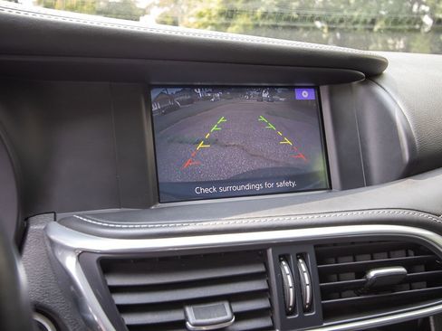 Used 2017 INFINITI QX30 w/ Cargo Package image 15