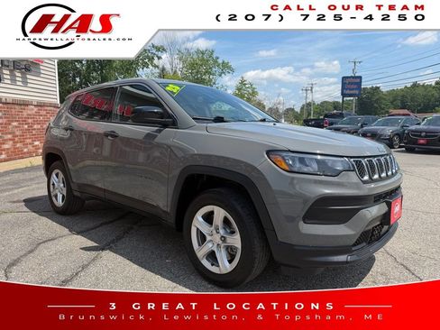 Used 2023 Jeep Compass Sport AWD/4WD image 8