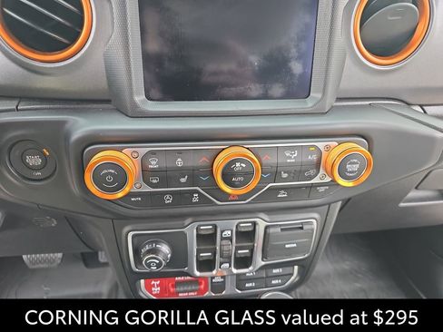 Used 2022 Jeep Gladiator Mojave w/ Dual Top Group AWD/4WD image 23