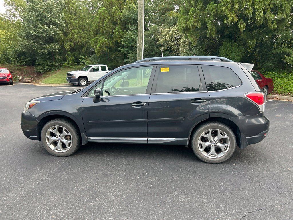 Used 2018 Subaru Forester 2.5i Touring AWD/4WD image 6
