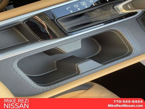 New 2025 Nissan Sentra SV w/ SV Premium Package image 18