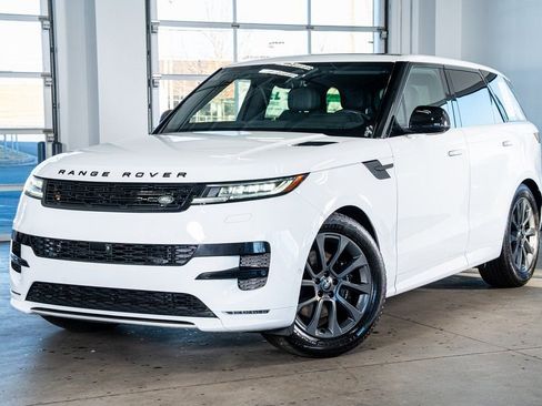 Used 2024 Land Rover Range Rover Sport Dynamic SE image 2