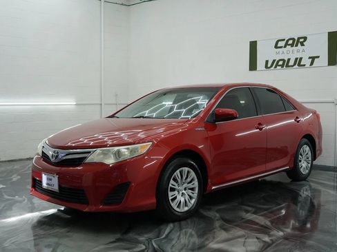 Used 2012 Toyota Camry LE w/ Preferred Accessory Pkg FWD image 1