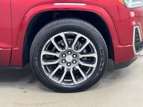 Used 2021 GMC Acadia Denali w/ Denali Technology Package image 4