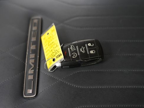 Used 2023 RAM 1500 Limited image 34