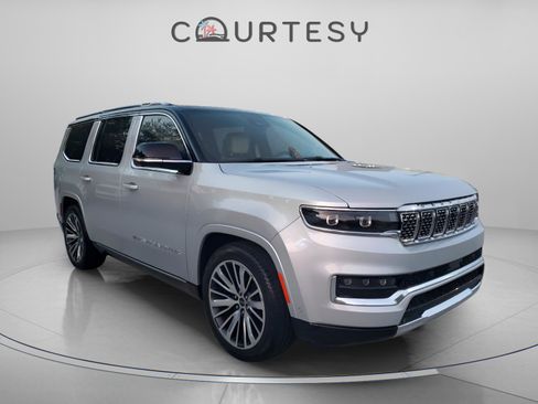Certified 2025 Jeep Grand Wagoneer 4WD image 4