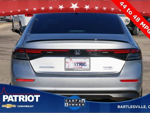 Used 2025 Honda Accord Sport image 4