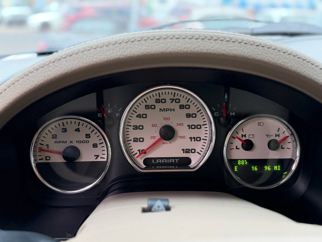 Used 2004 Ford F150 Lariat AWD/4WD image 23