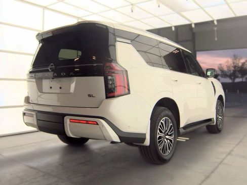 Used 2025 Nissan Armada SL RWD image 15