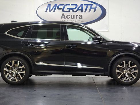 Used 2024 Acura MDX SH-AWD w/ Technology Package image 3