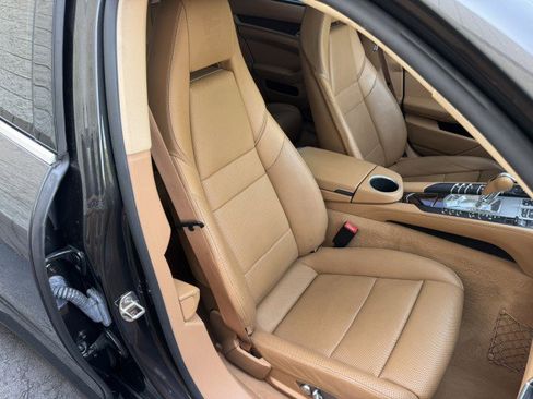 Used 2010 Porsche Panamera 4S AWD/4WD image 34