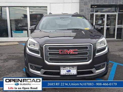 Used 2017 GMC Acadia Limited SLT image 2