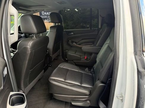 Used 2020 GMC Yukon XL SLT image 7
