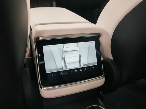 Used 2022 Tesla Model X Plaid AWD/4WD image 19